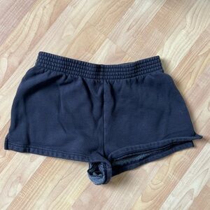 5 for $25 / TNA cozy sweat shorts size XS